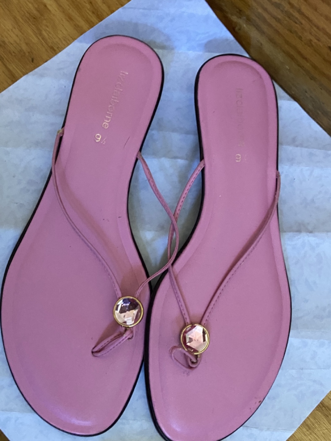 Liz Claiborne Pink Wedge Sandals - Size 9.5M - photo 4
