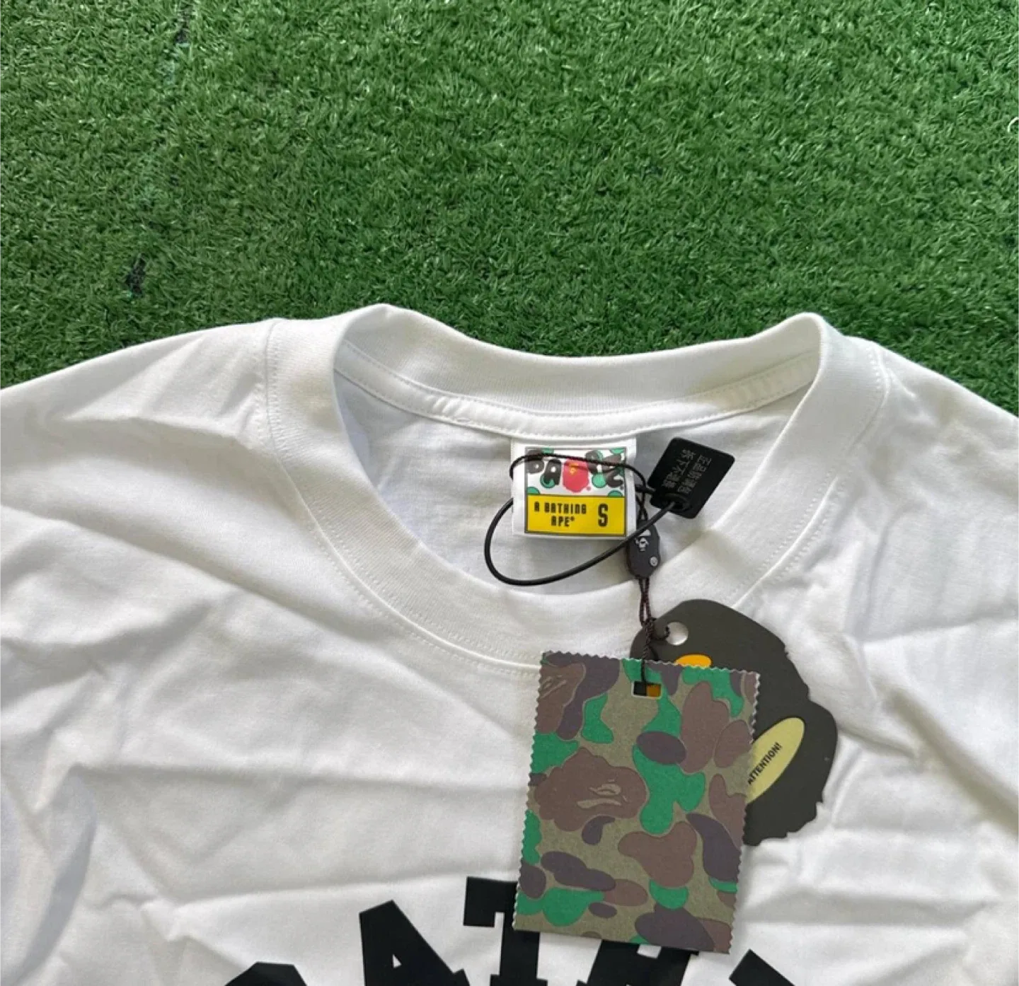 Bape A Bathing Ape White Ape Head Logo T-Shirt image indicator(3)