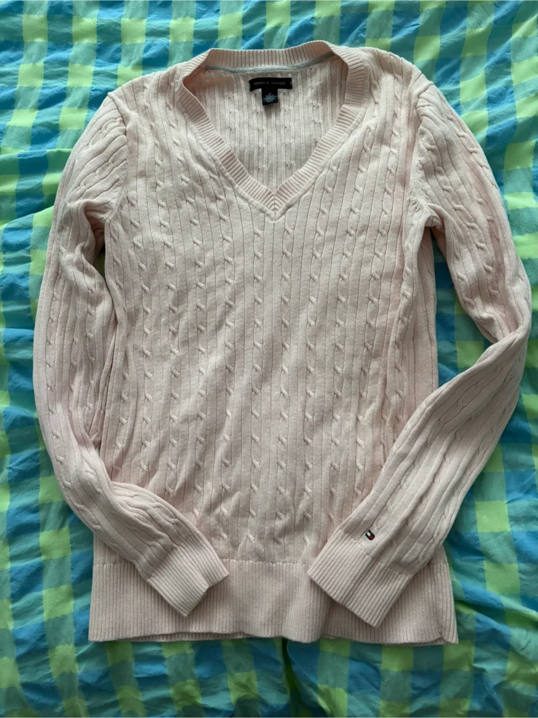 Tommy Hilfiger pink sweater (New) (Medium) thumbnail