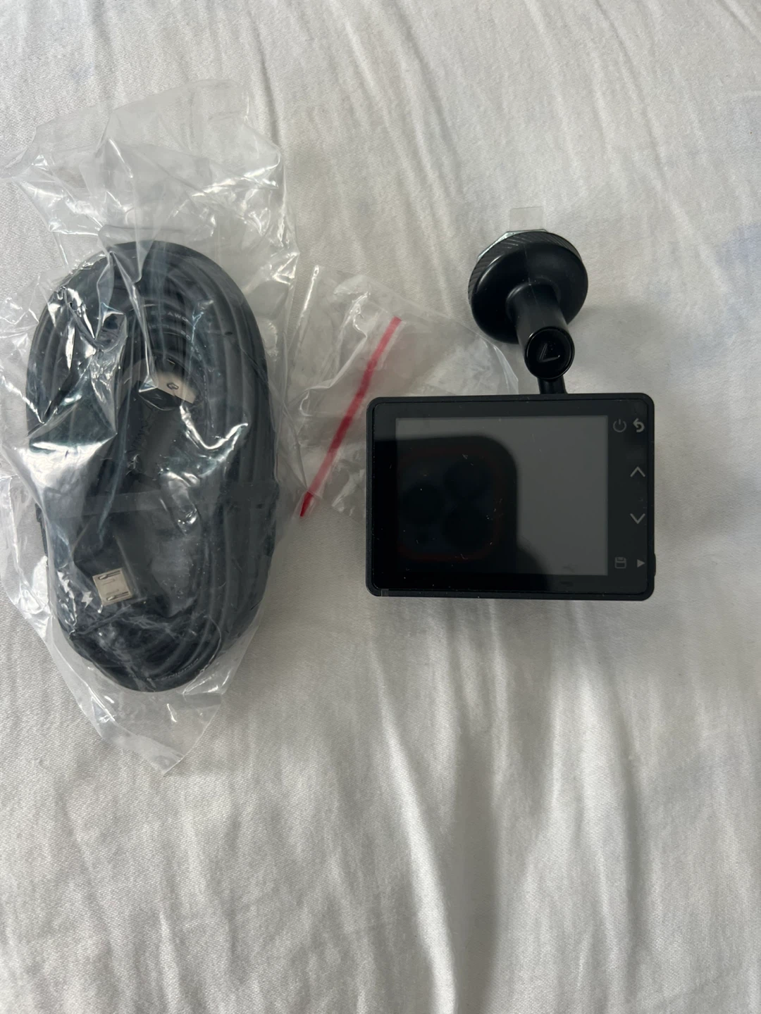 Garmin dash cam 67 - photo 2