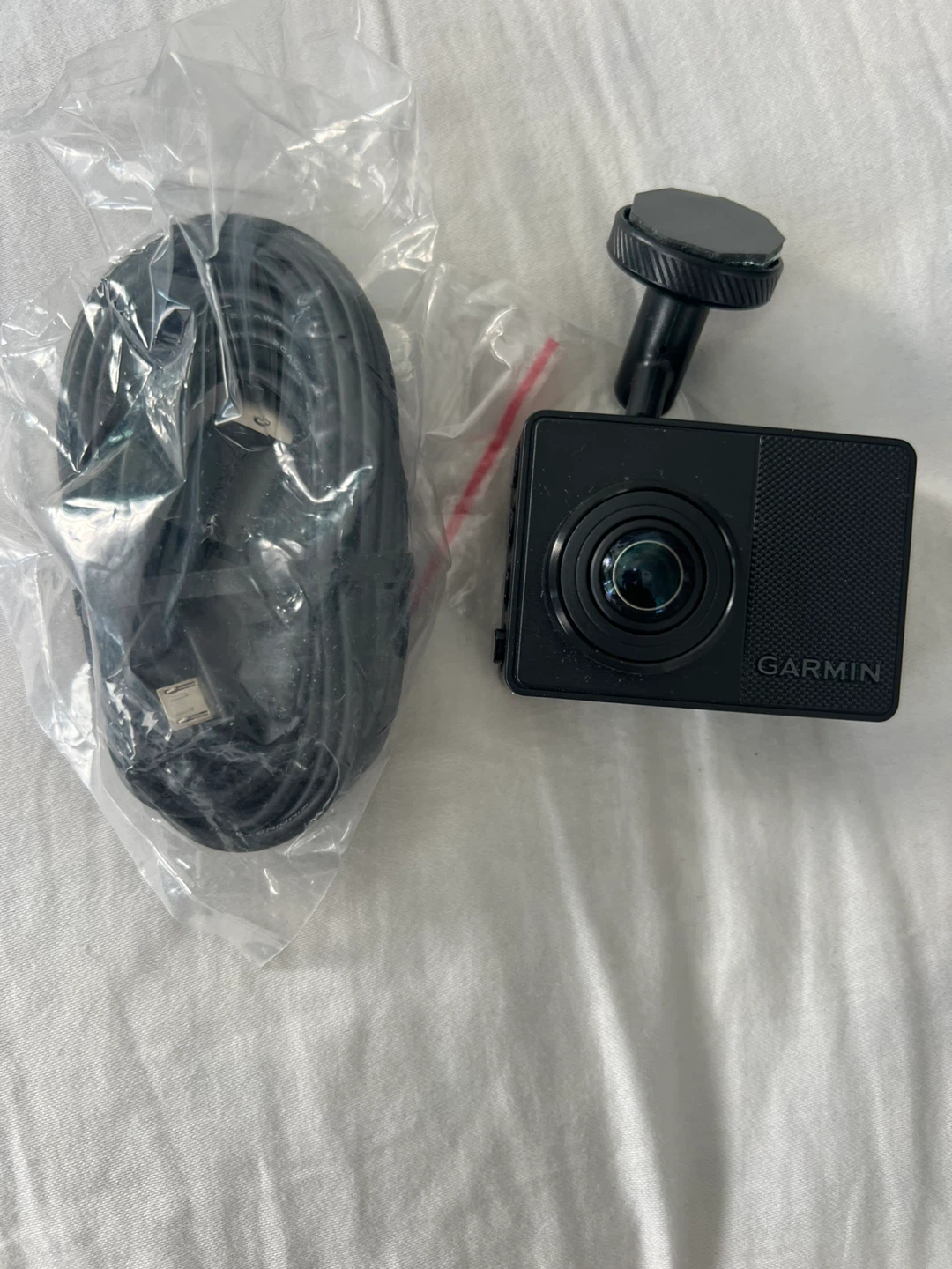 Garmin dash cam 67 - photo 3