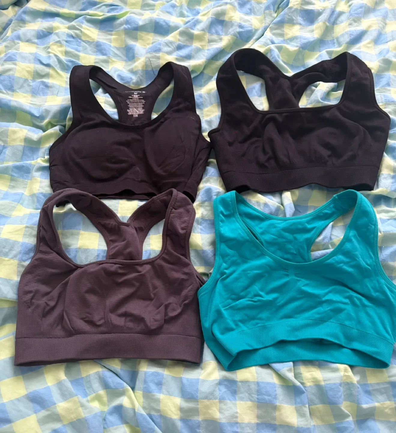 4 sports bras (New) (Small) ($1 each) thumbnail