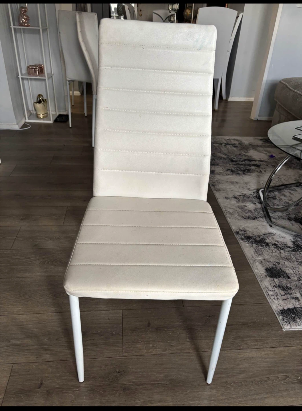 Set of 4 White Dining Chairs