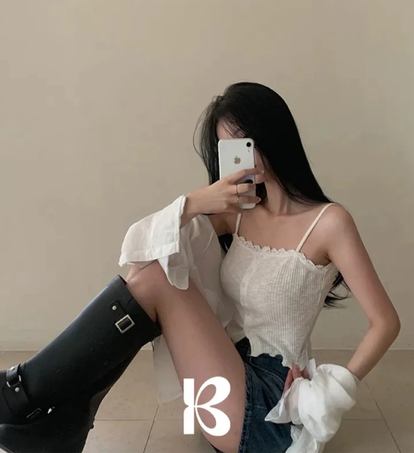 (New) White Crop Top - Size Small thumbnail