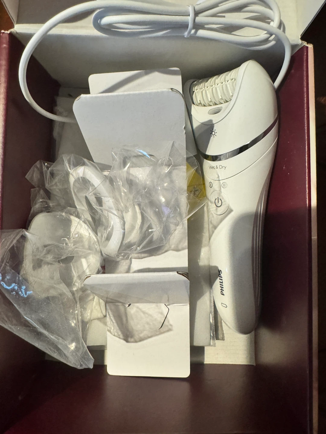 Philips Epilator 8000 Series - Like New! - photo 2