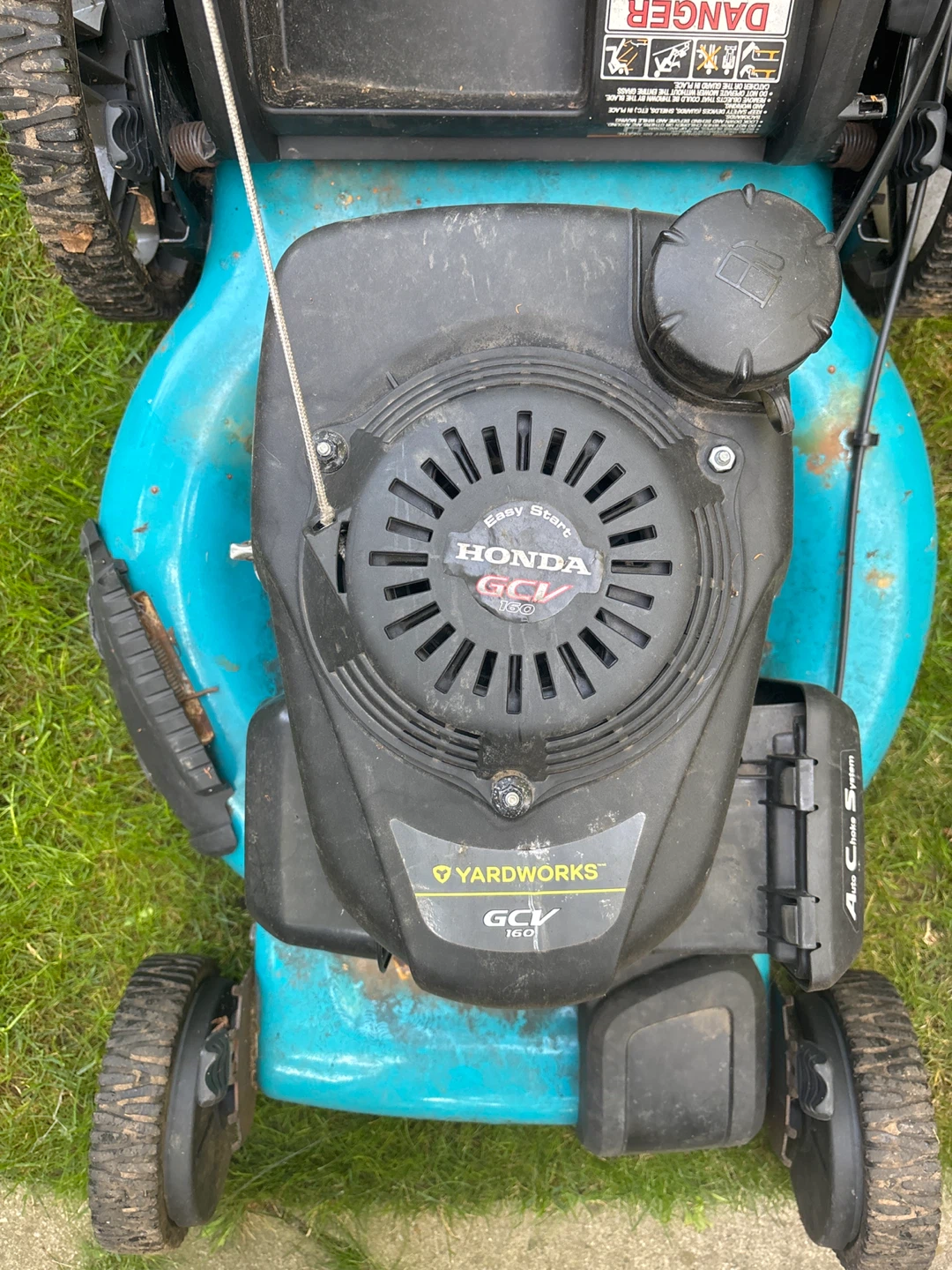 Yardworks GCV 160 Honda Engine Lawn Mower - photo 2