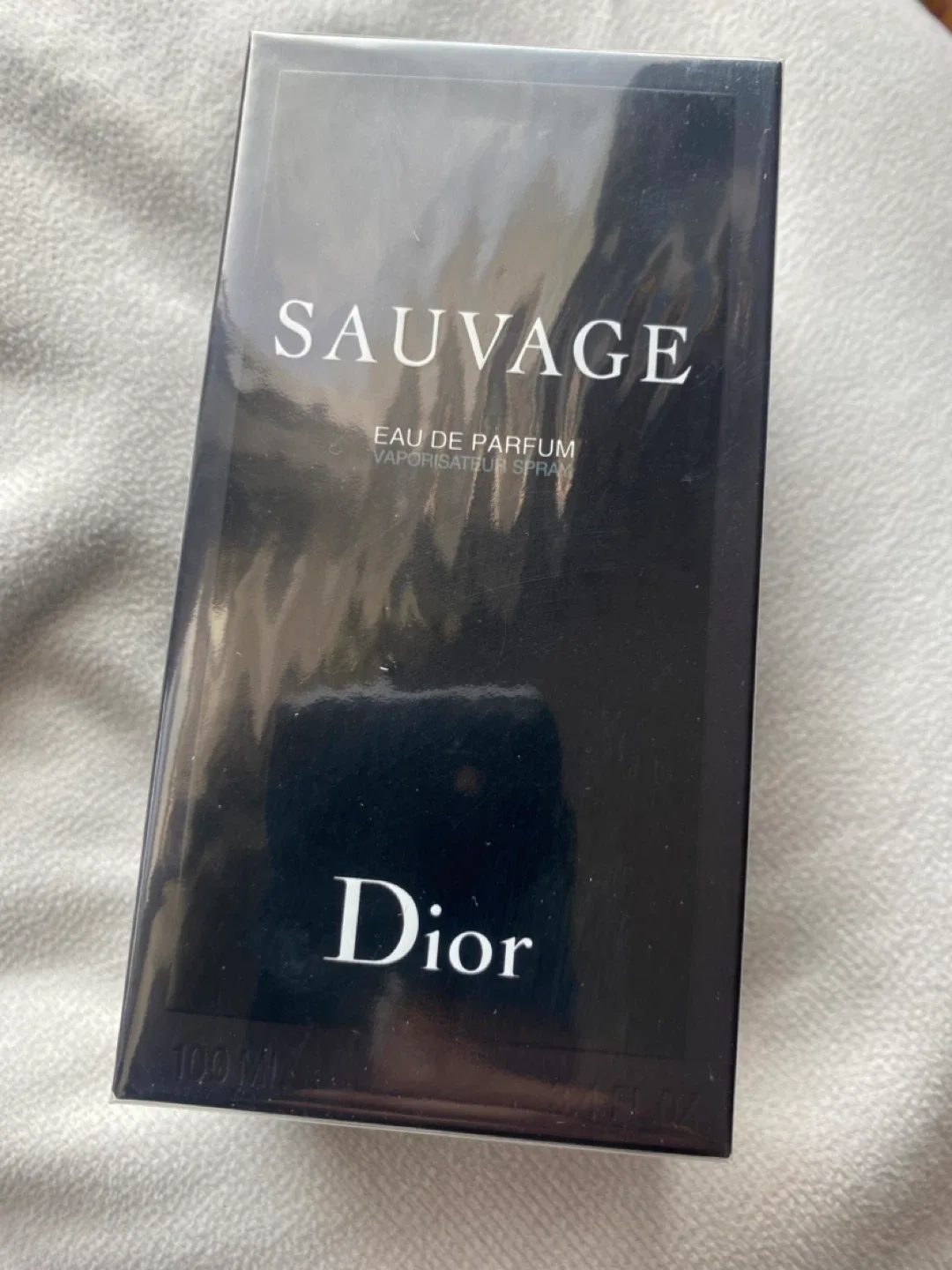Dior Sauvage Eau de Parfum 100ml - New in Box! image indicator(5)