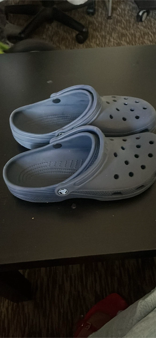 Mens Crocs Sz9 - photo 3