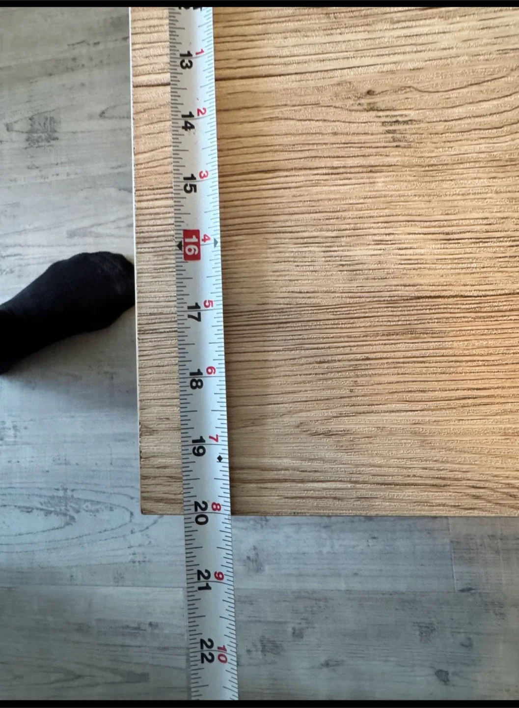 Coffee Table with Wooden Tray image indicator(8)