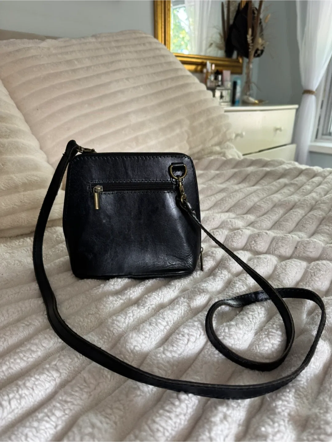 Vintage Italian Leather Purse thumbnail