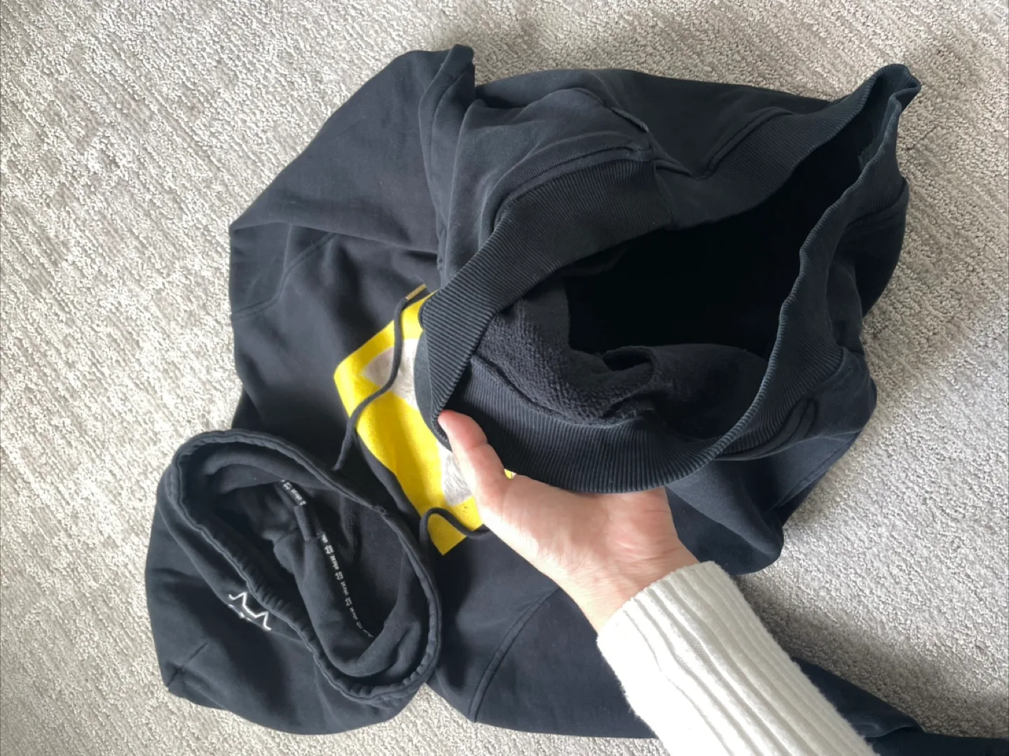 Sacai Black Hoodie with Cat Graphic image indicator(5)