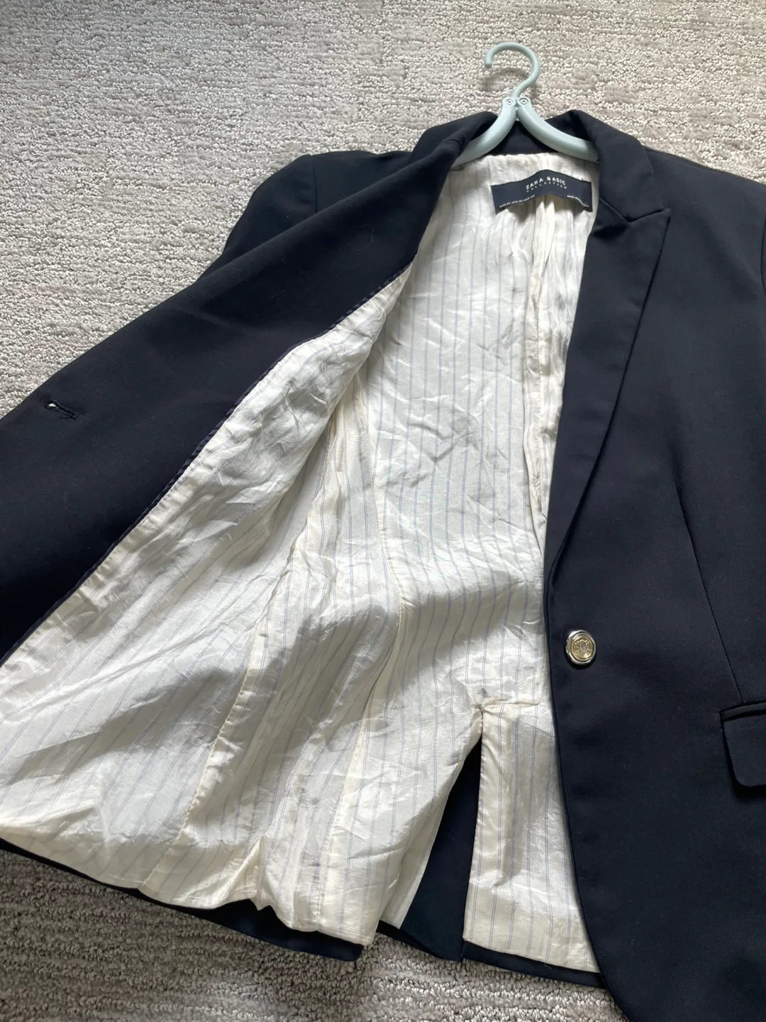 Zara Basic Black Blazer image indicator(3)