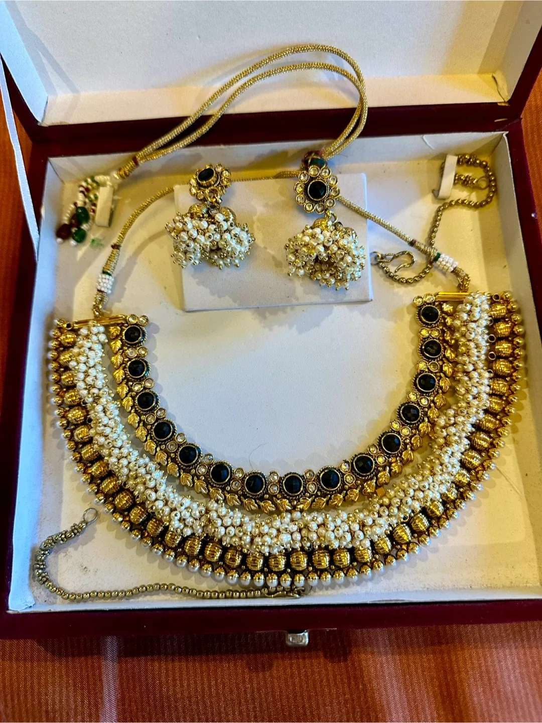 Necklace and Earring Set thumbnail