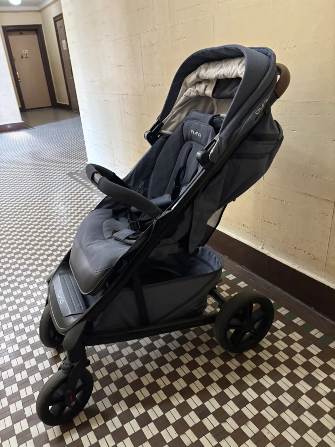 Nuna Mixx Stroller - Great Condition!