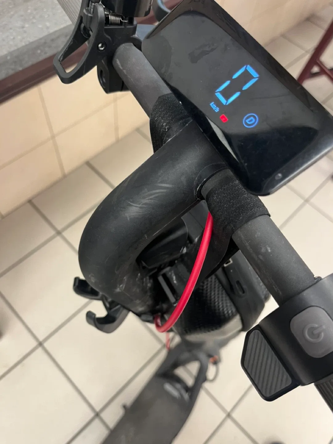 NAVEE v40 - i Electric Scooter image indicator(3)
