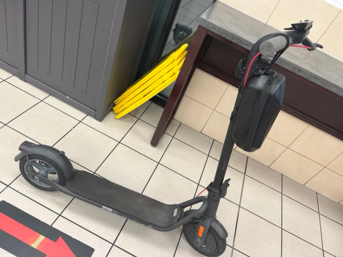 NAVEE v40 - i Electric Scooter image indicator(6)