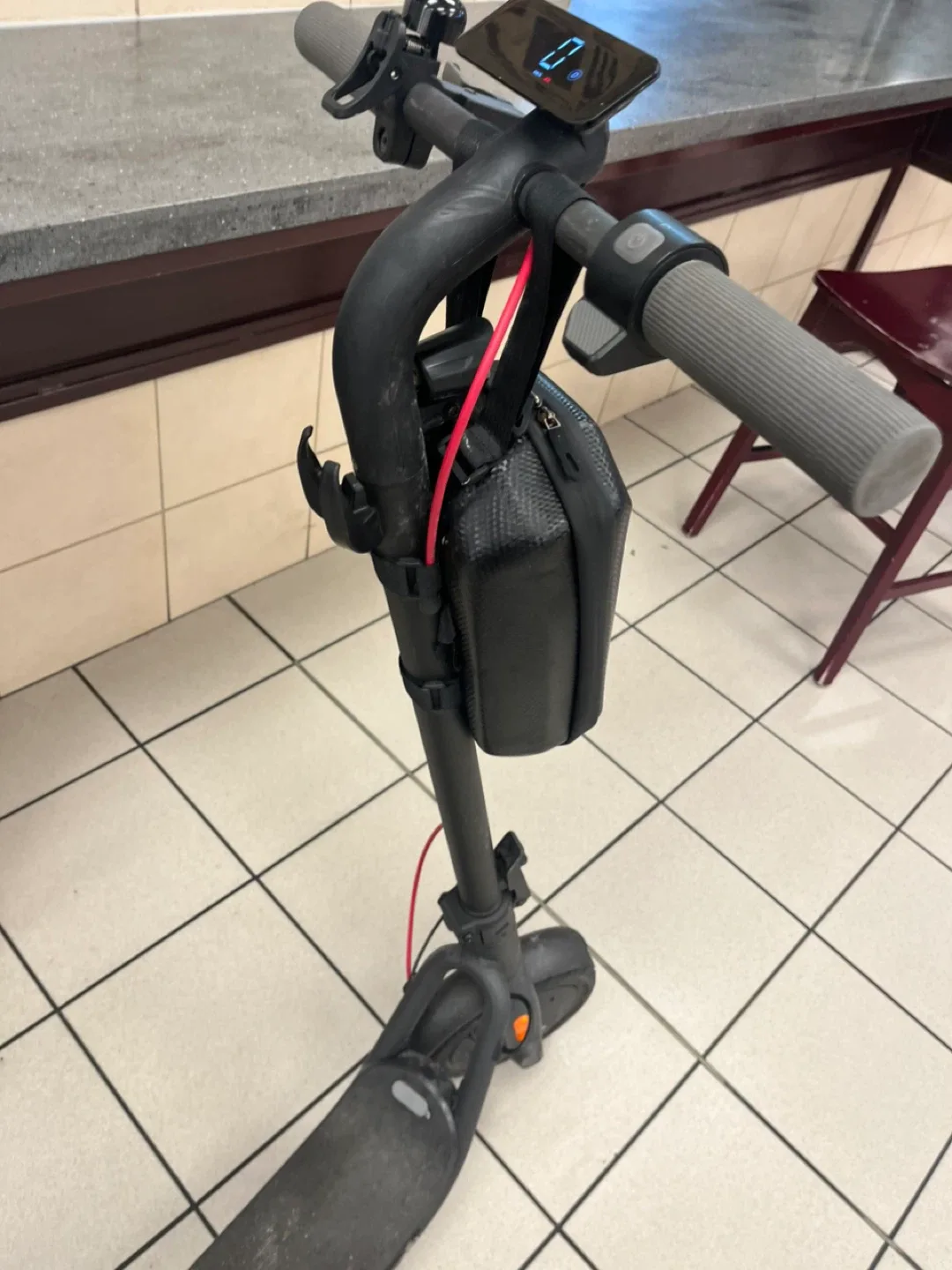 NAVEE v40 - i Electric Scooter image indicator(2)