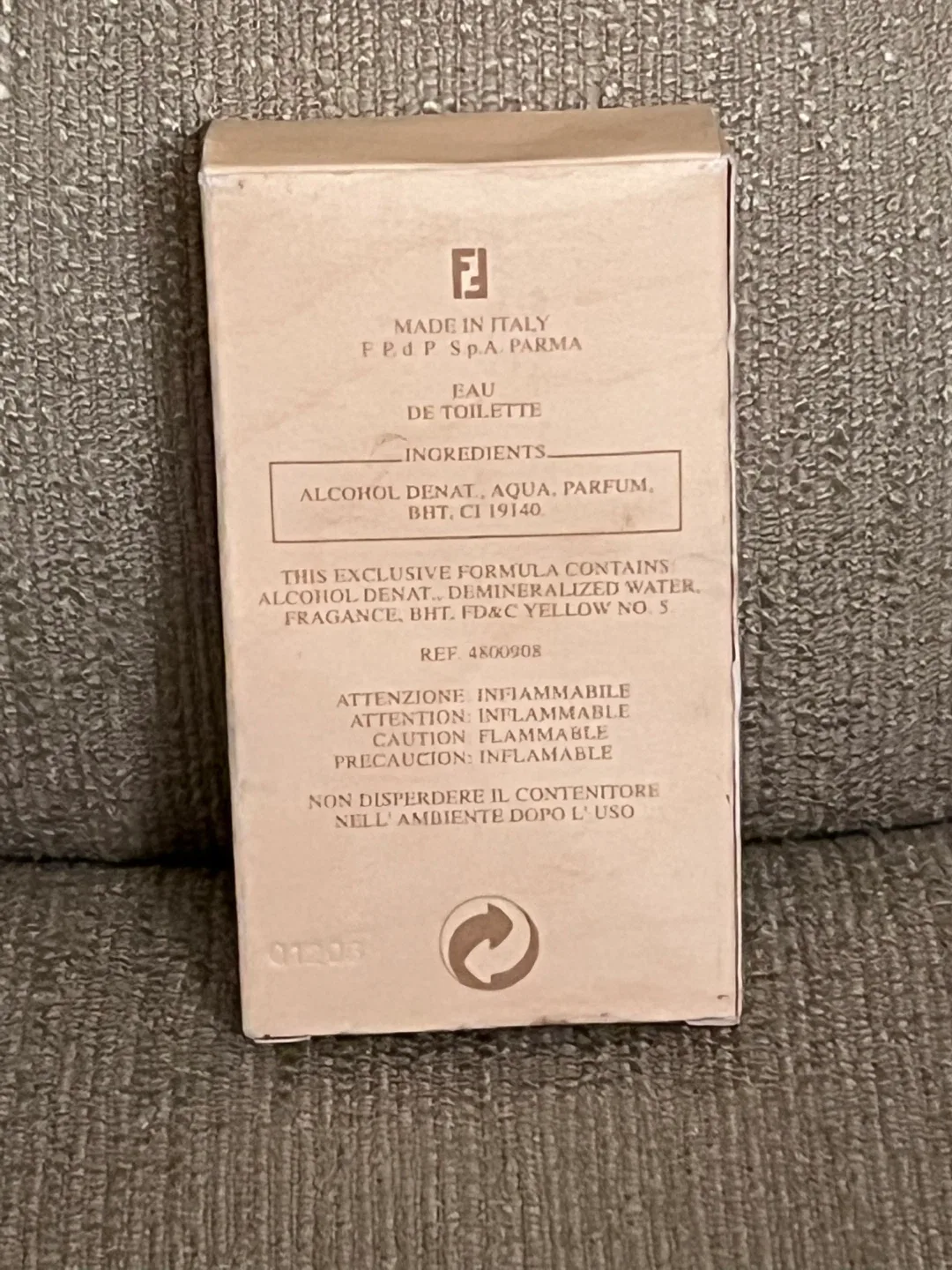 Fendi Life Essence Eau de Toilette 10 ml Bottle image indicator(2)