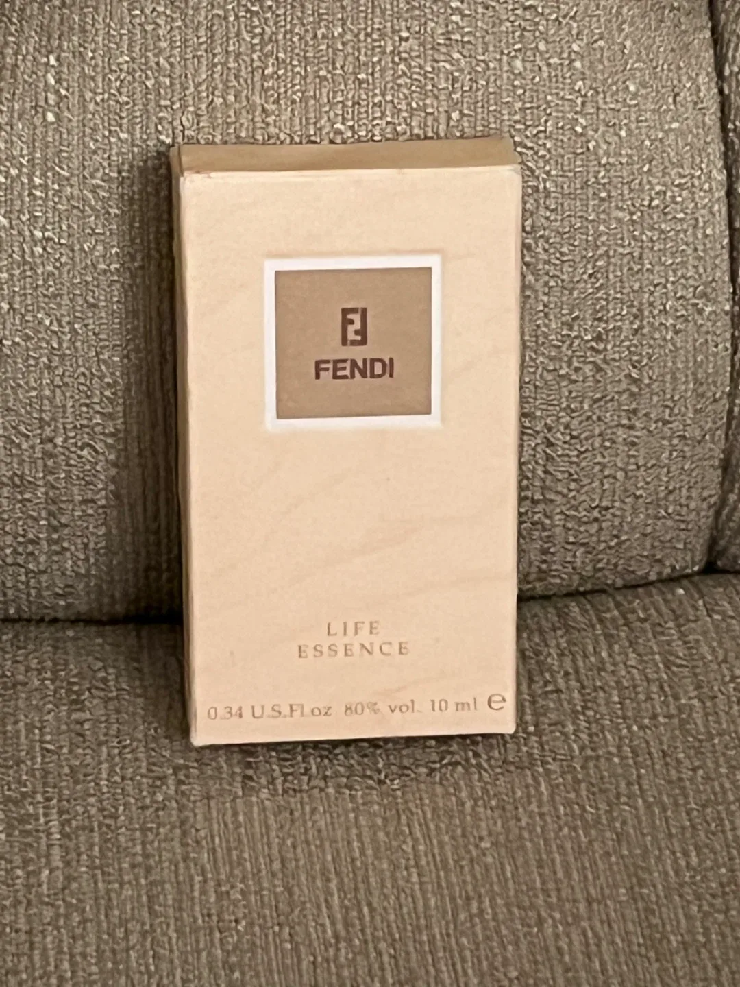 Fendi Life Essence Eau de Toilette 10 ml Bottle image indicator(3)