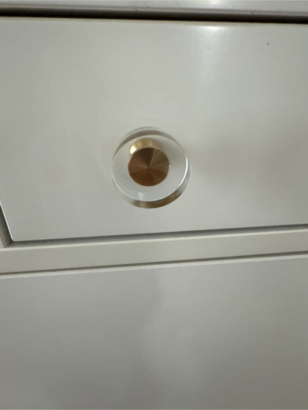 White Dresser with Decorative Knobs - photo 2