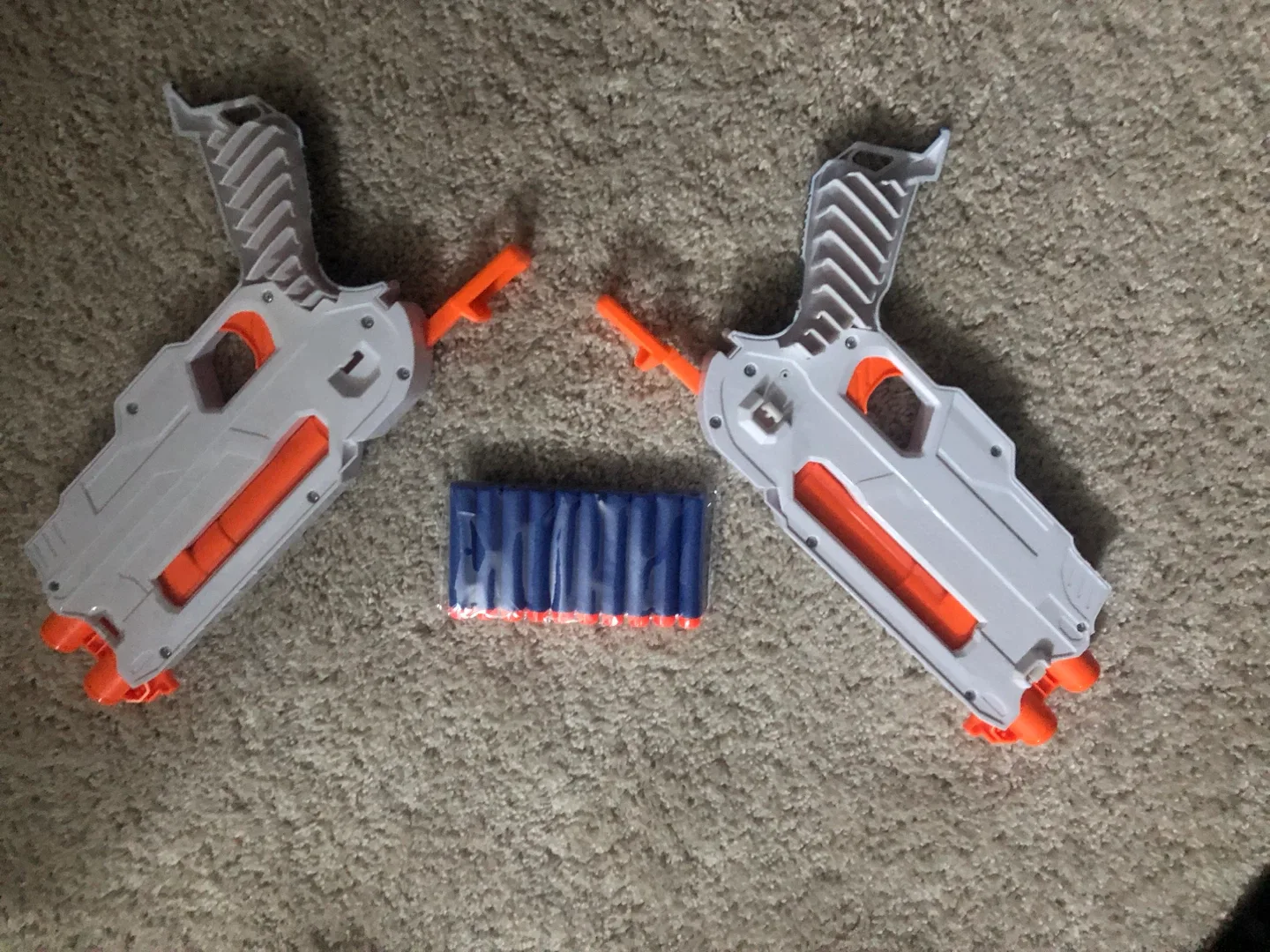 Nerf Splitstrike Blaster + 10 Darts image indicator(7)