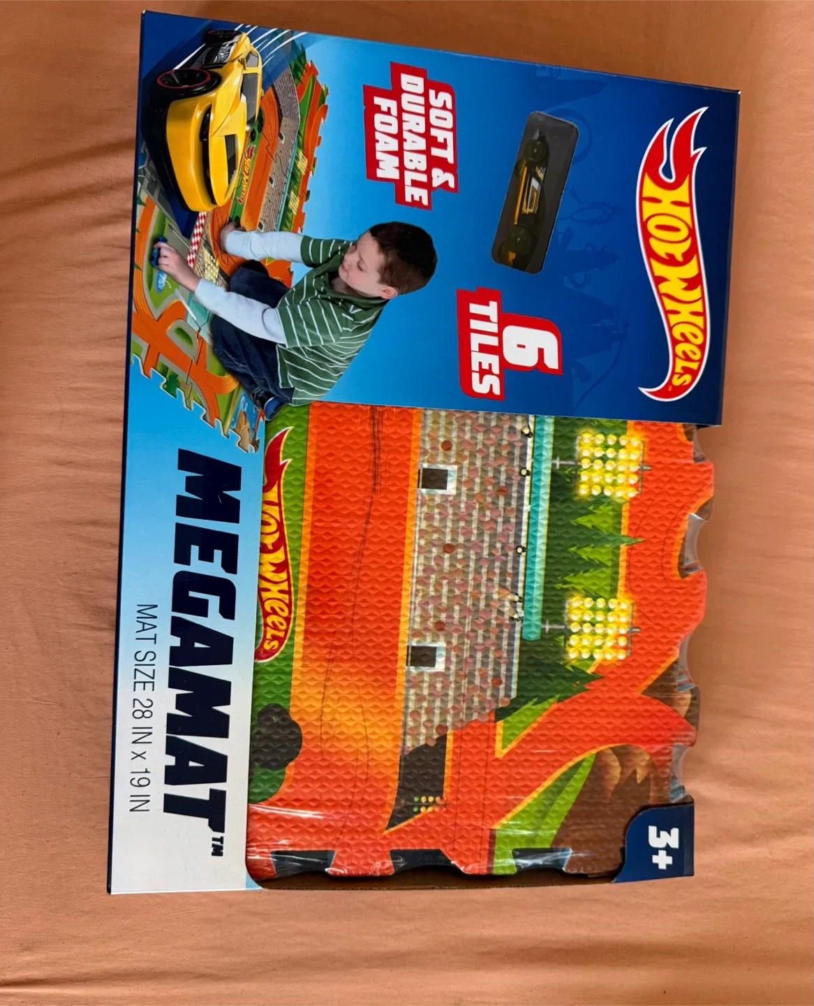 Hot Wheels Megamat with Car - 28x19 Inches