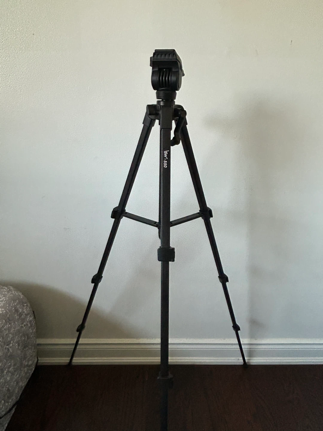 BW-550 Video Tripod - Black - photo 2