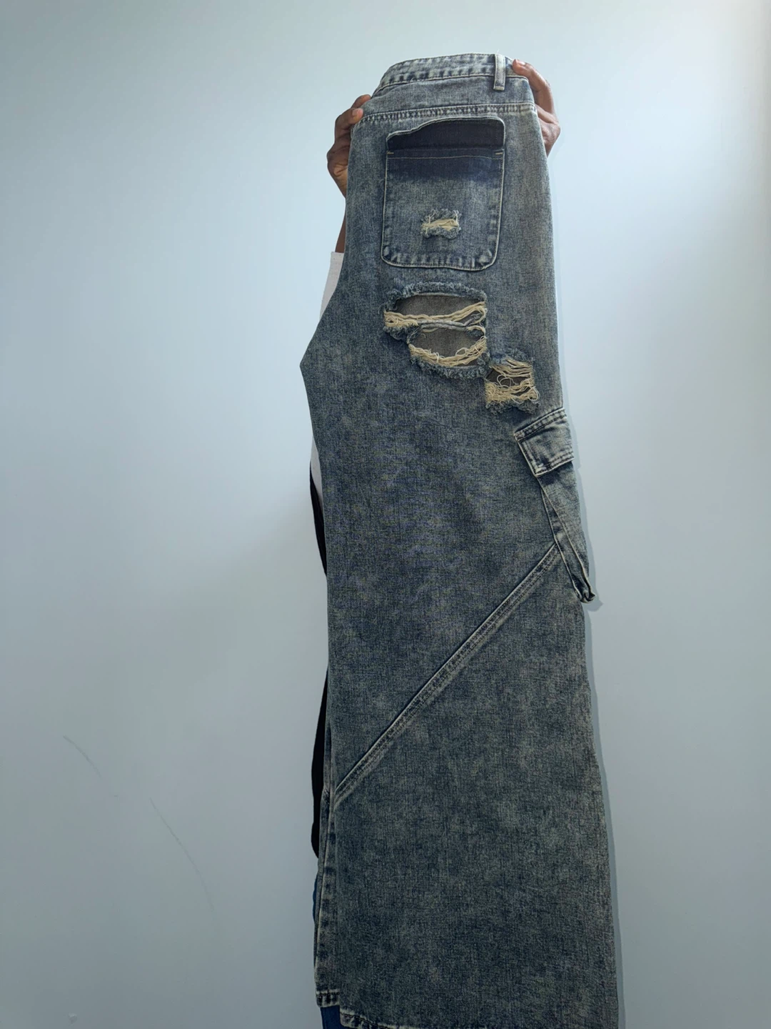 Brand New Women’s Cargo Jeans – Never Worn - photo 4