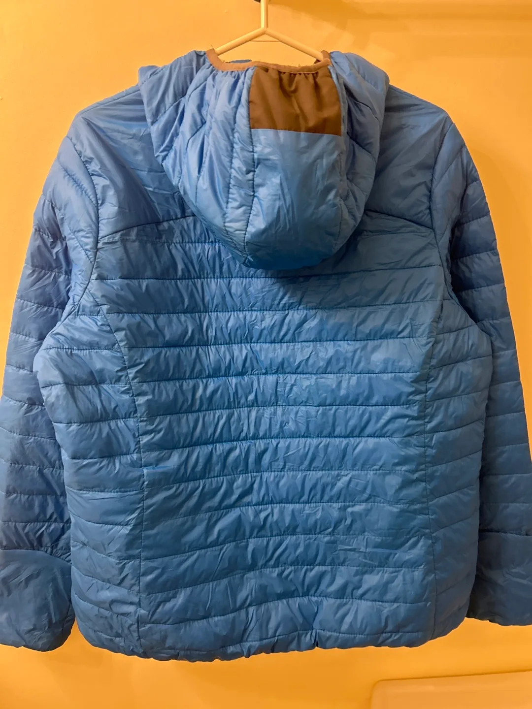 women’s XL Blue Puffer Jacket image indicator(2)