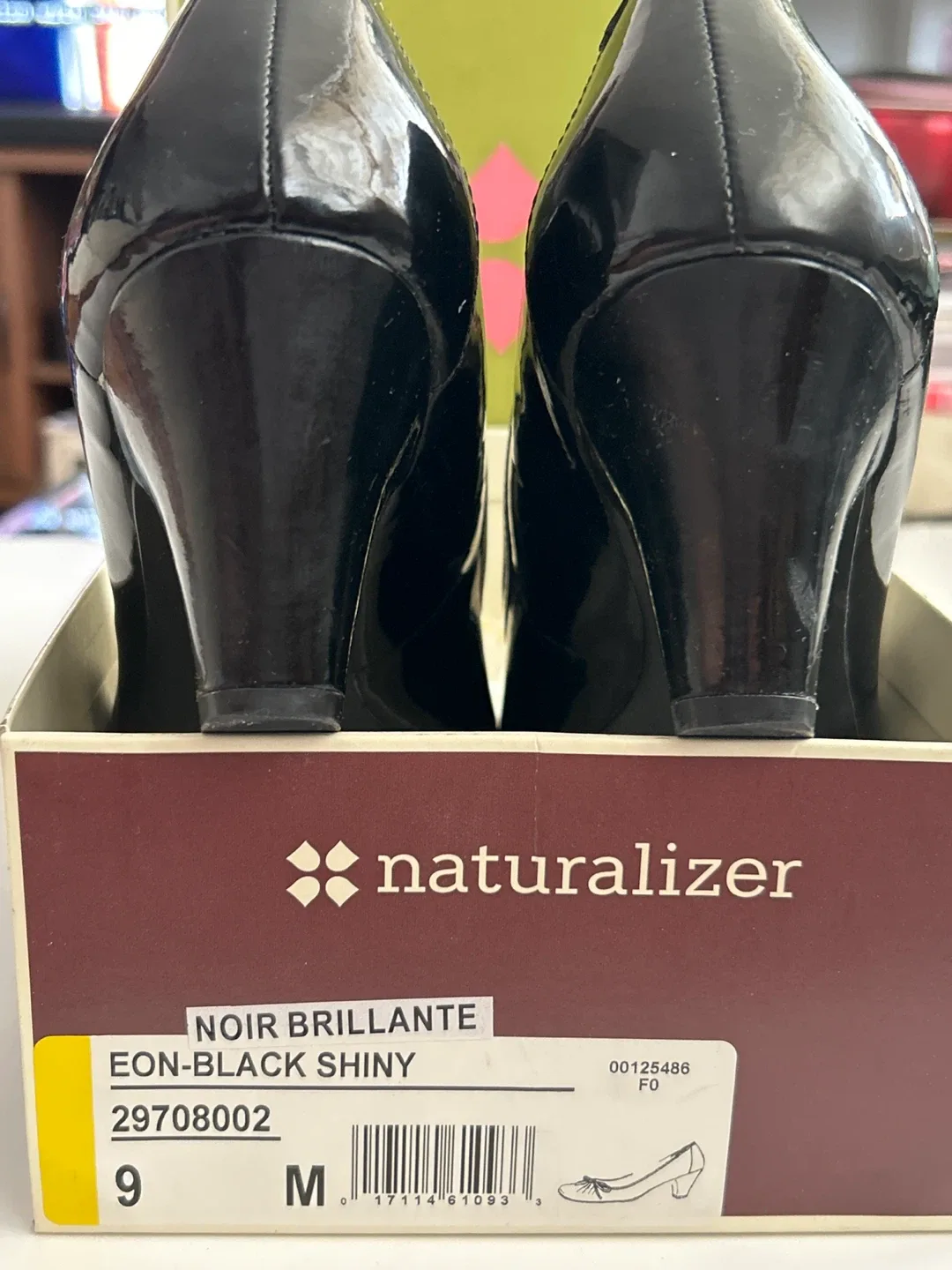 Naturalizer N5 Comfort Black Heels - Size 9M image indicator(3)