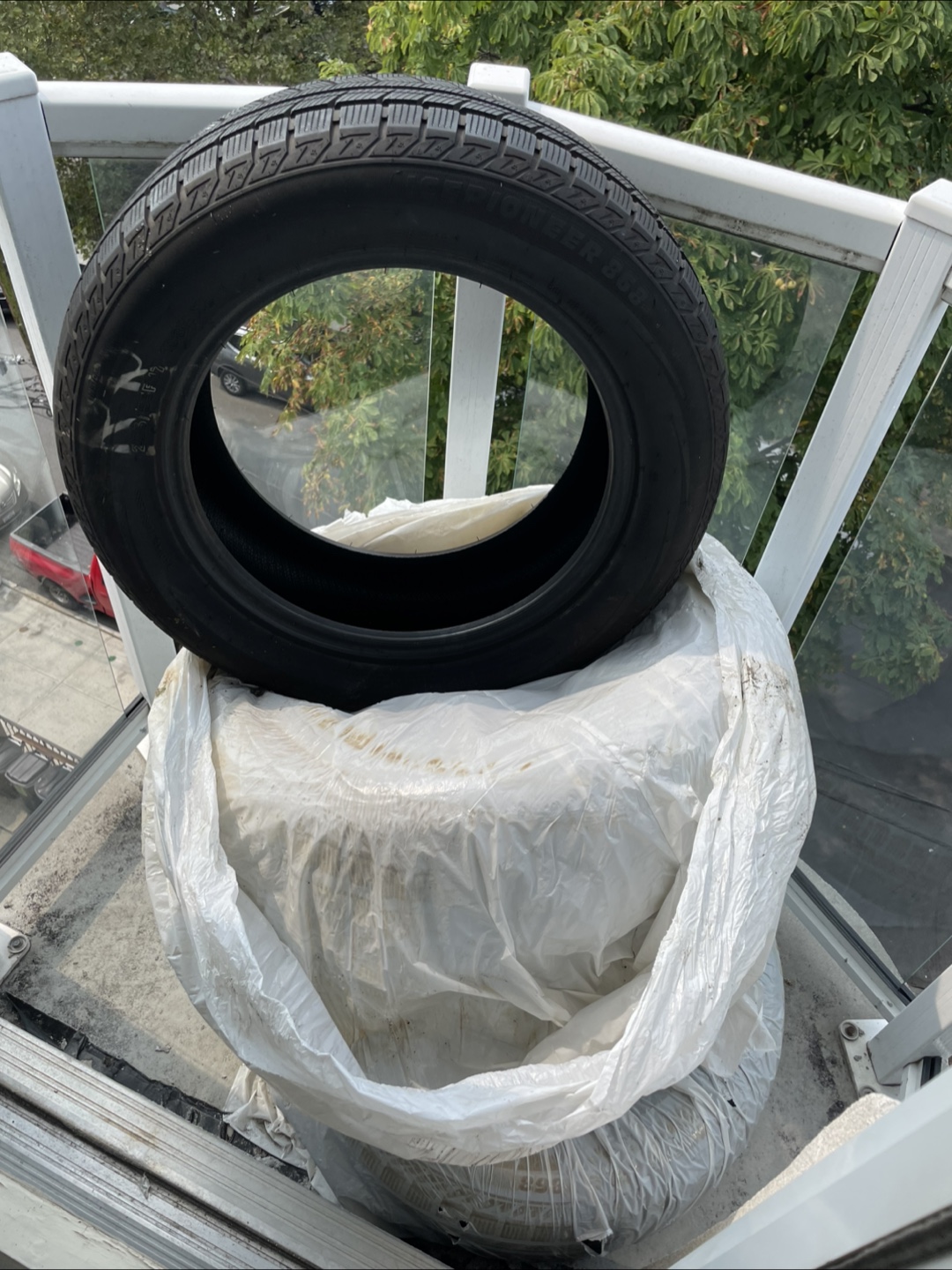 Winter tires - 235/55R17 - photo 3