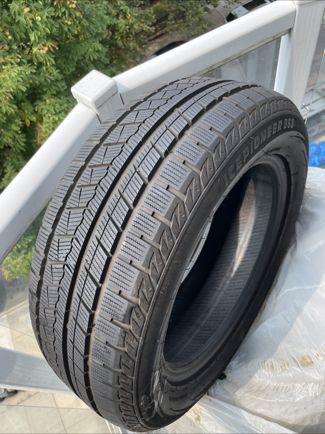 Winter tires - 235/55R17 - photo 2