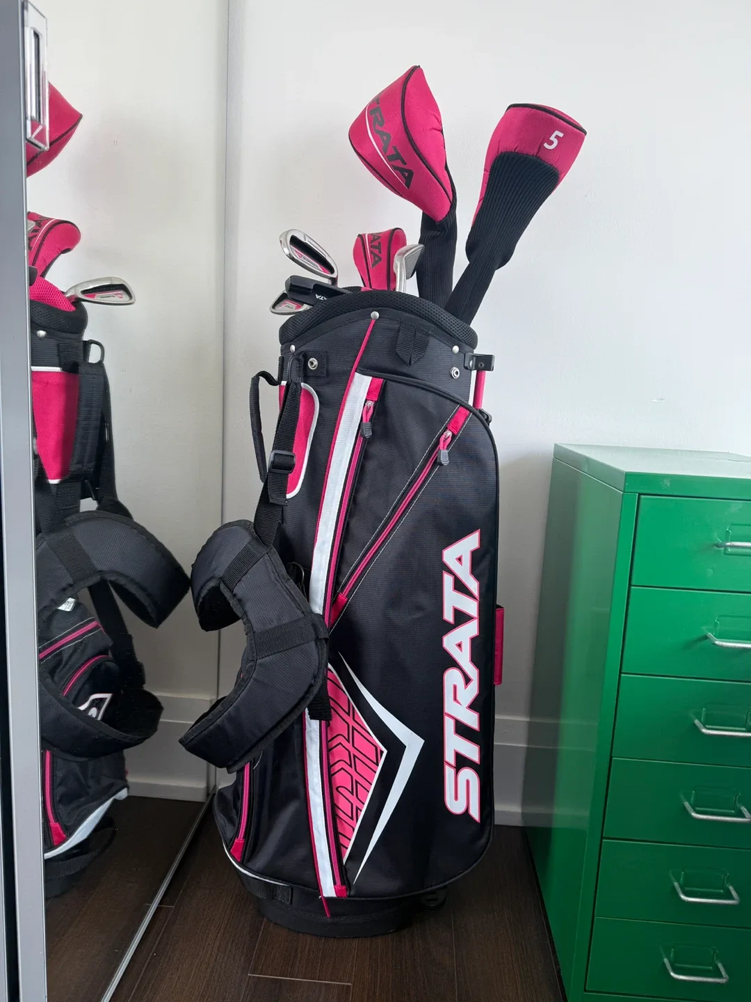 Strata Women's Golf Club Set thumbnail