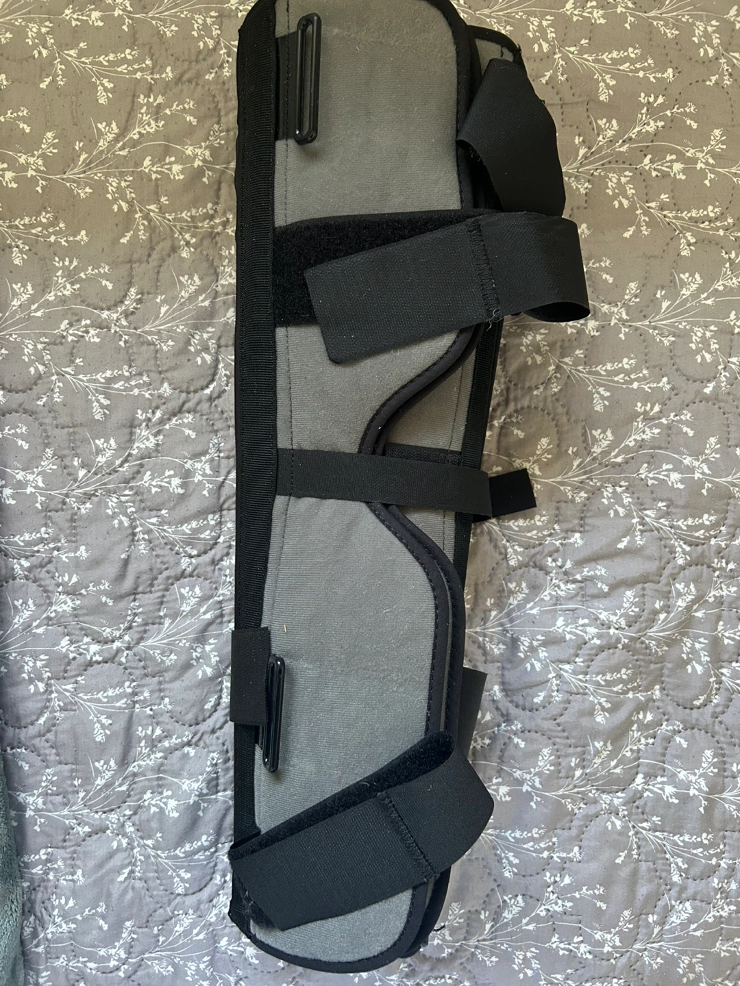 Knee Immobilizer Brace