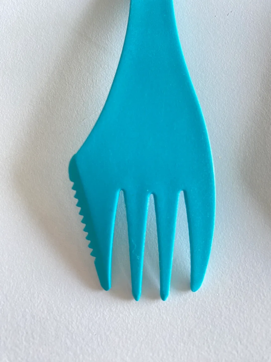 Multifunctional Cutlery (3 in 1 - Spoon,Fork & Knife) image indicator(2)