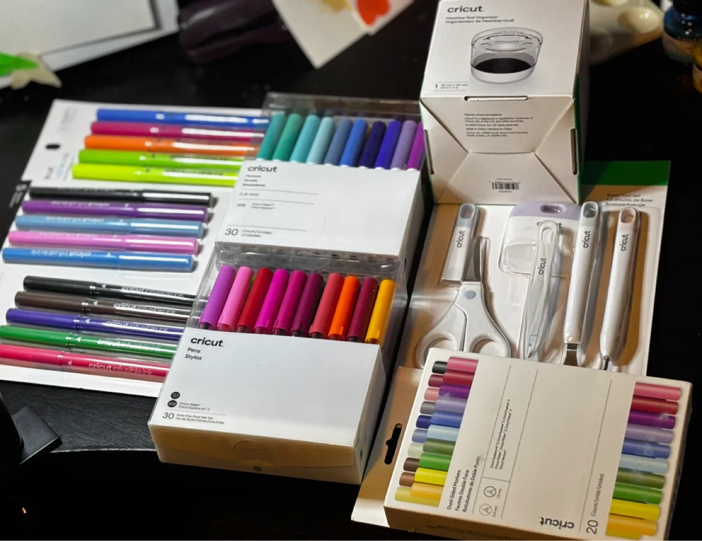 Cricut Tool And Marker Lot All Brand New Items with Machine Tool thumbnail