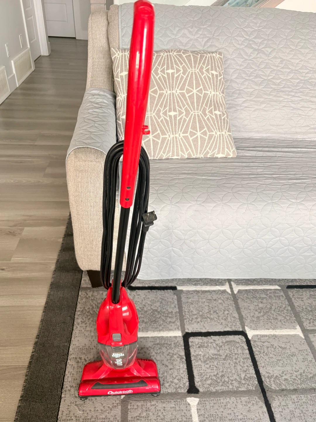 Dirt Devil Vibe Quickpath Vacuum - photo 2