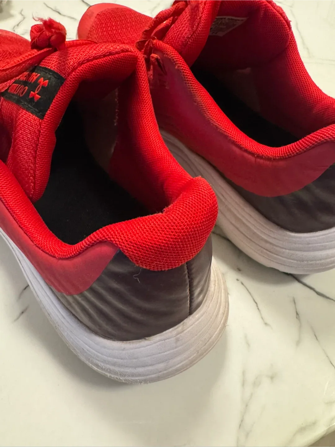 Under Armour Hustle Red Running Shoes - Size 7Y image indicator(3)