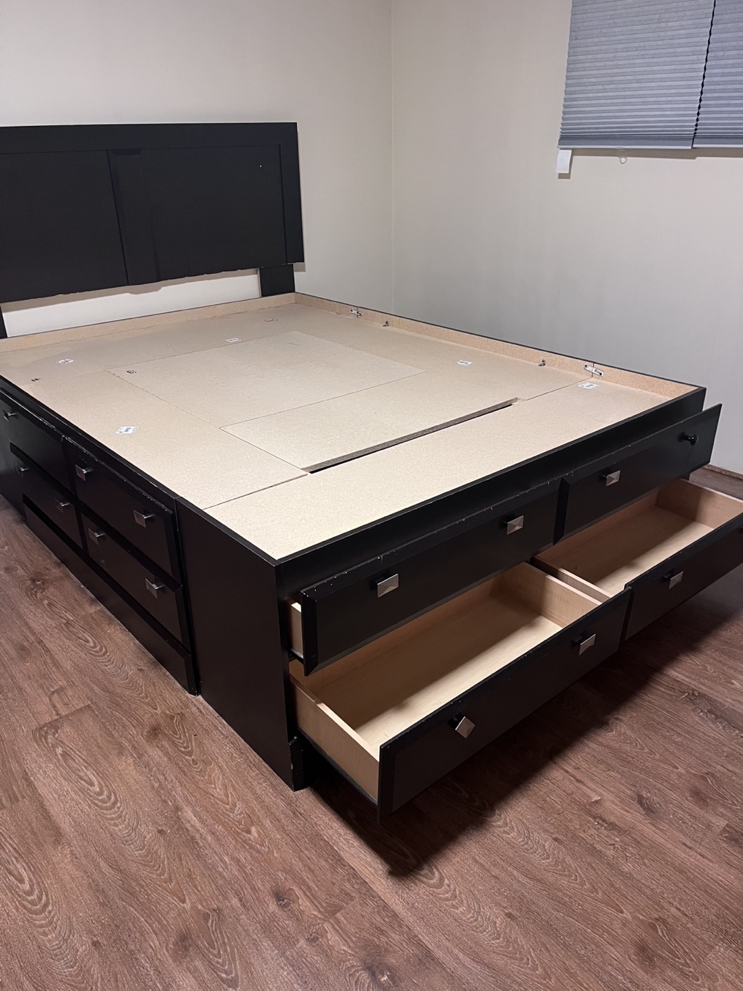 Queen size Black Storage Bed with Drawers