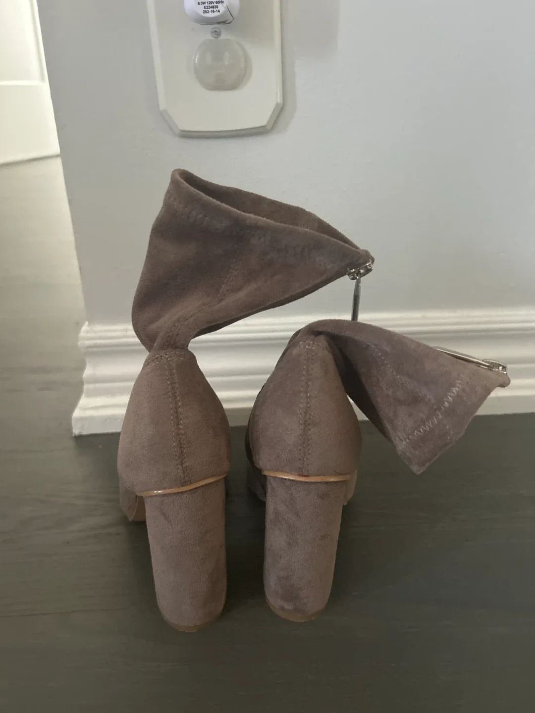 Cape Robbin Brown Heeled Booties image indicator(4)