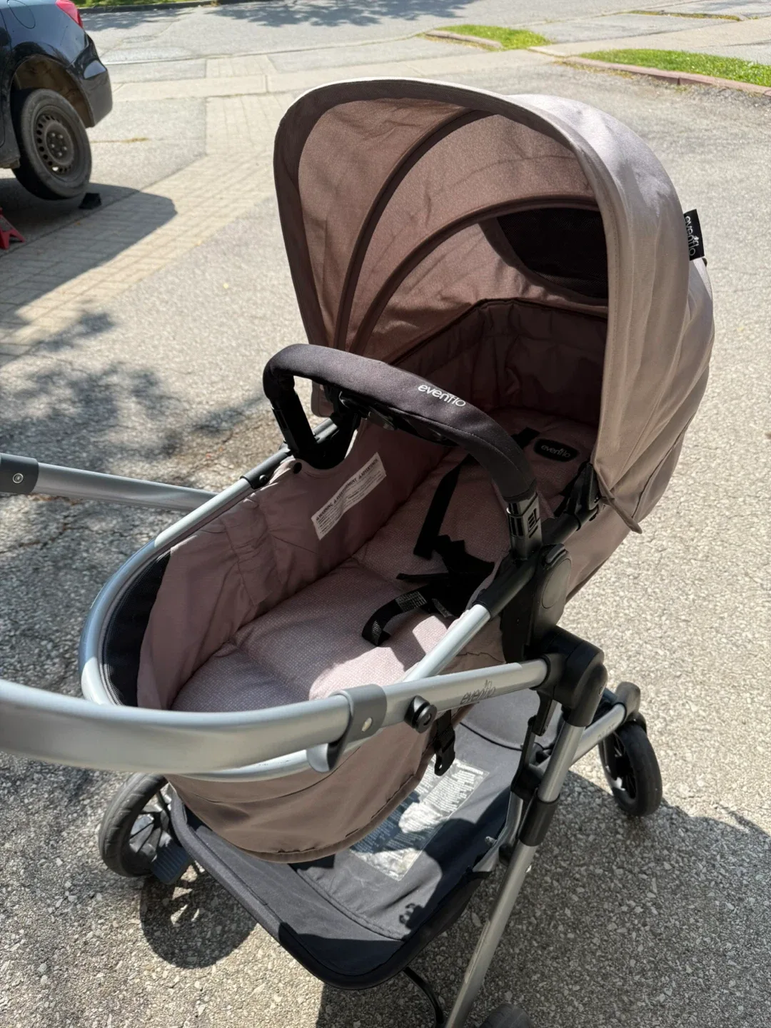 Evenflo Pivot Stroller image indicator(6)