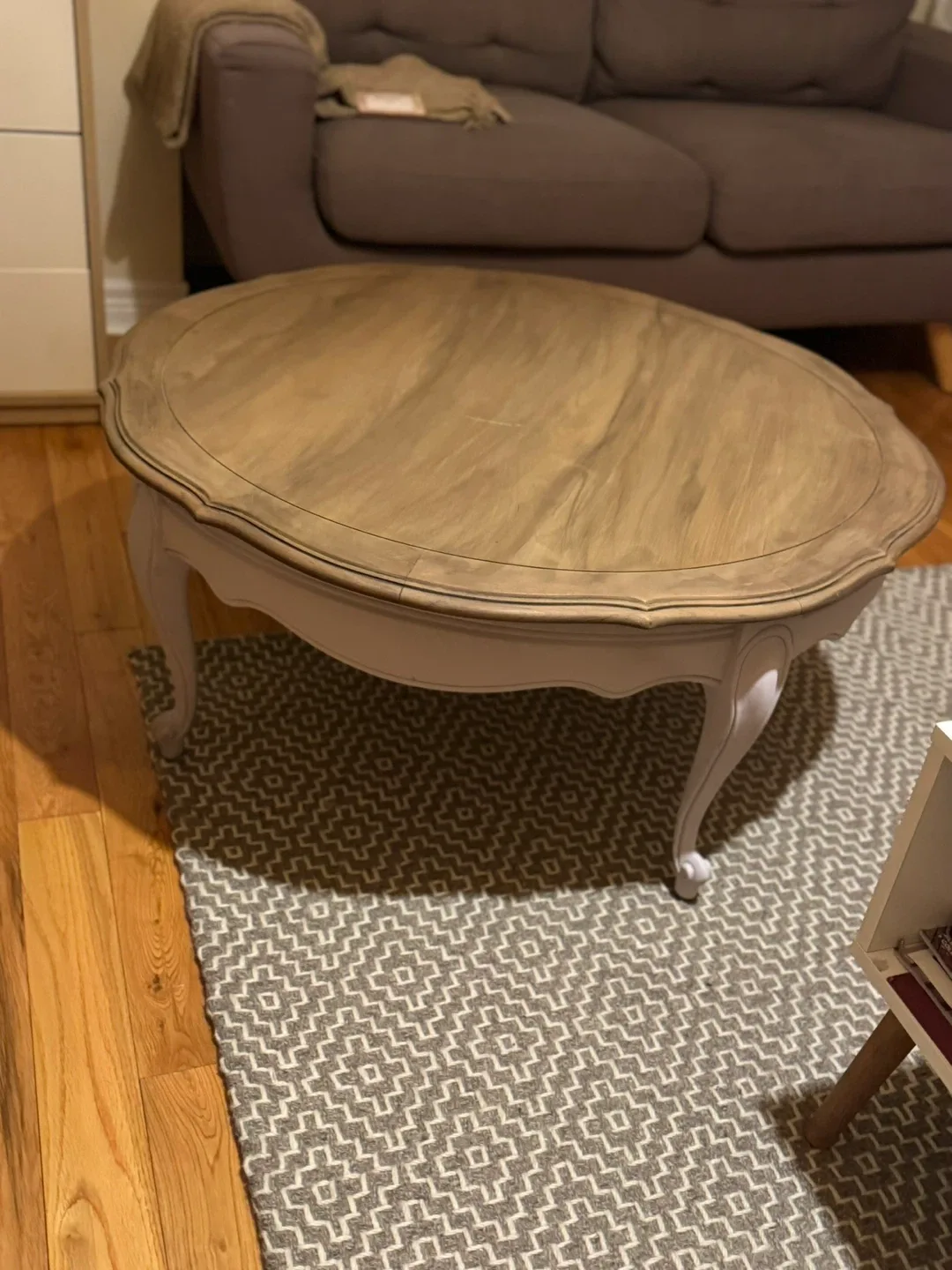 Round Coffee Table - Wood & Painted Finish image indicator(3)