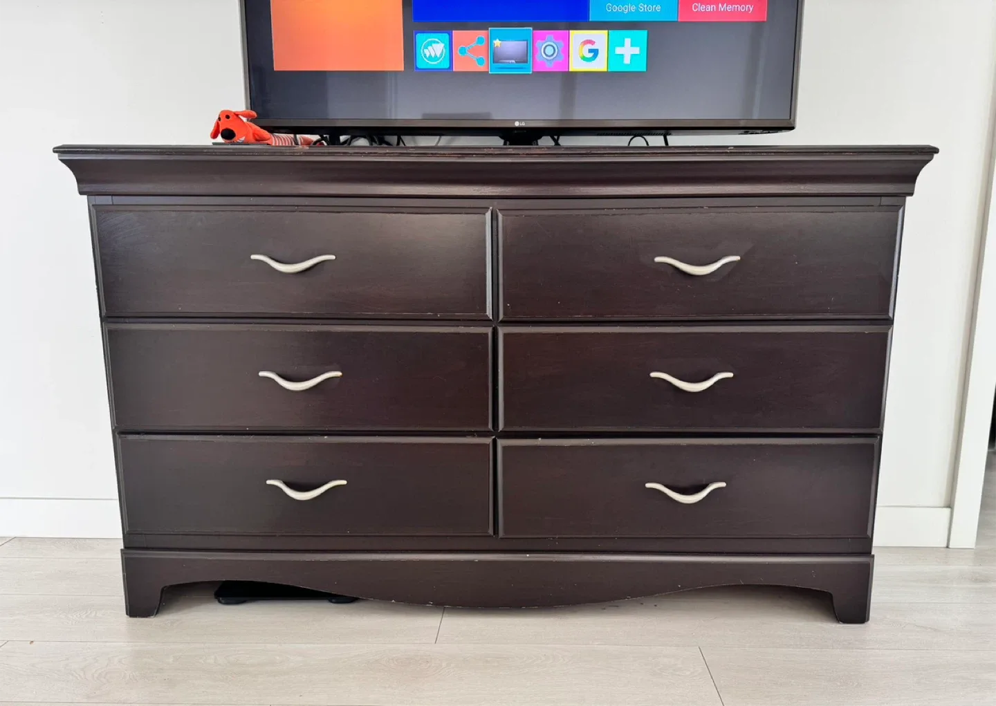 LG TV and Dresser