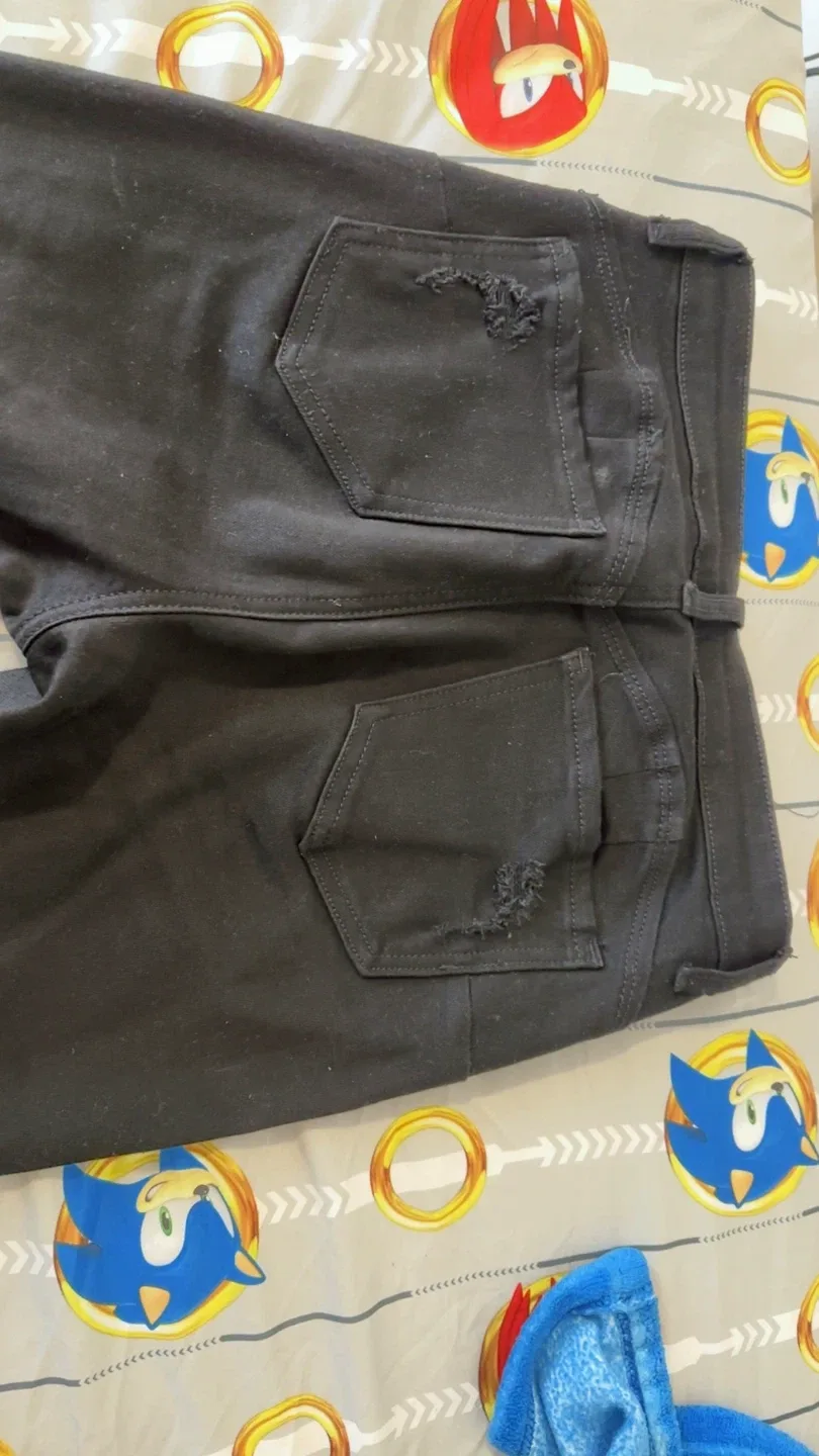 Black Ripped Jeans image indicator(5)