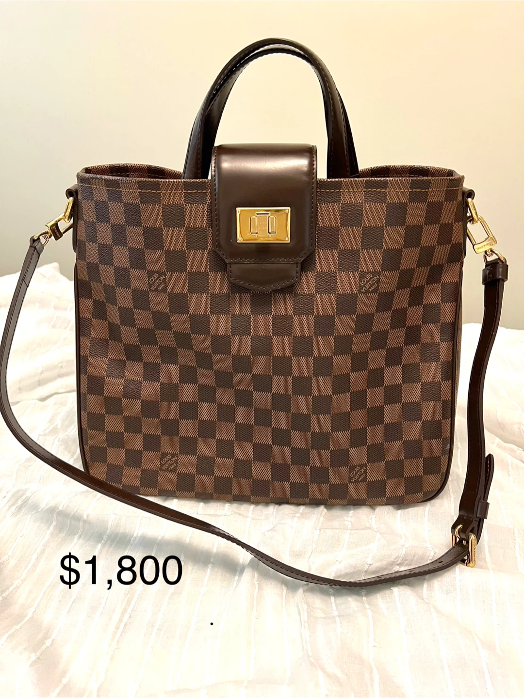 Louis Vuitton Lockme Ever BB Damier Ebene