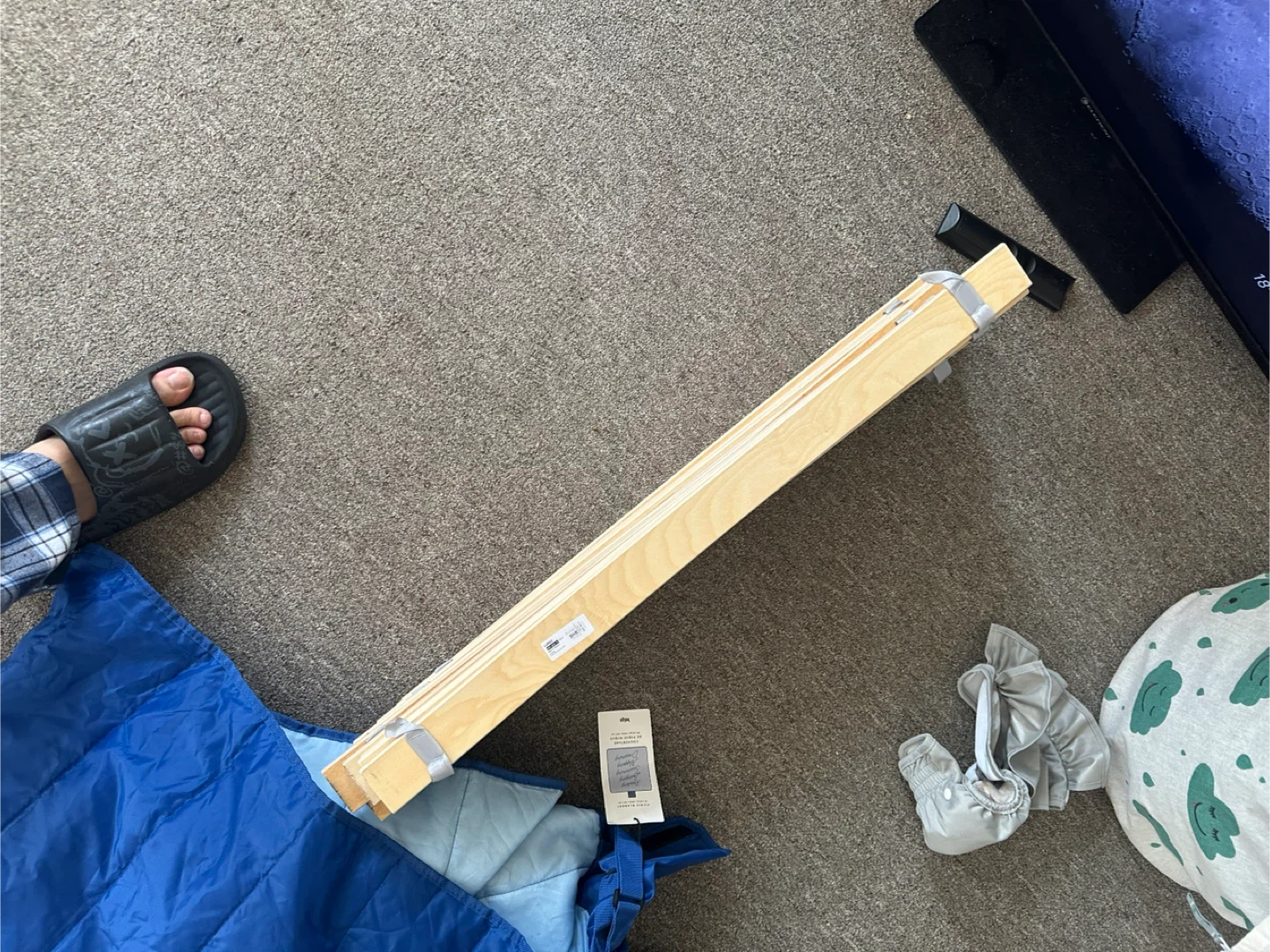 IKEA MALM Queen Bed Frame - White - photo 3