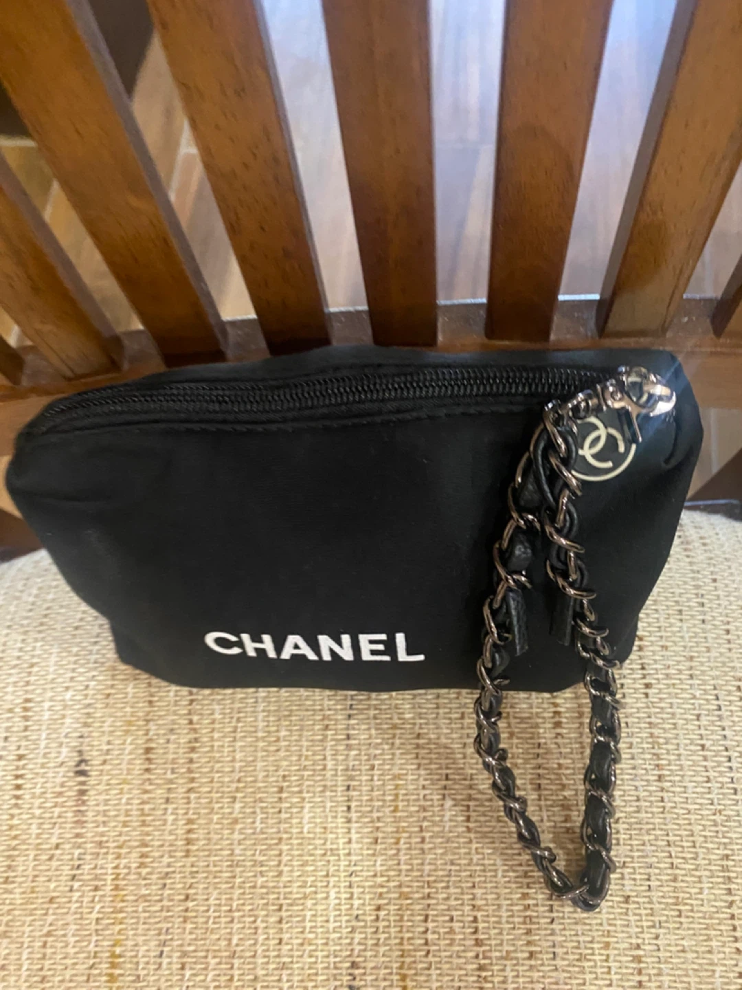 Chanel Black Cosmetic Pouch - photo 4