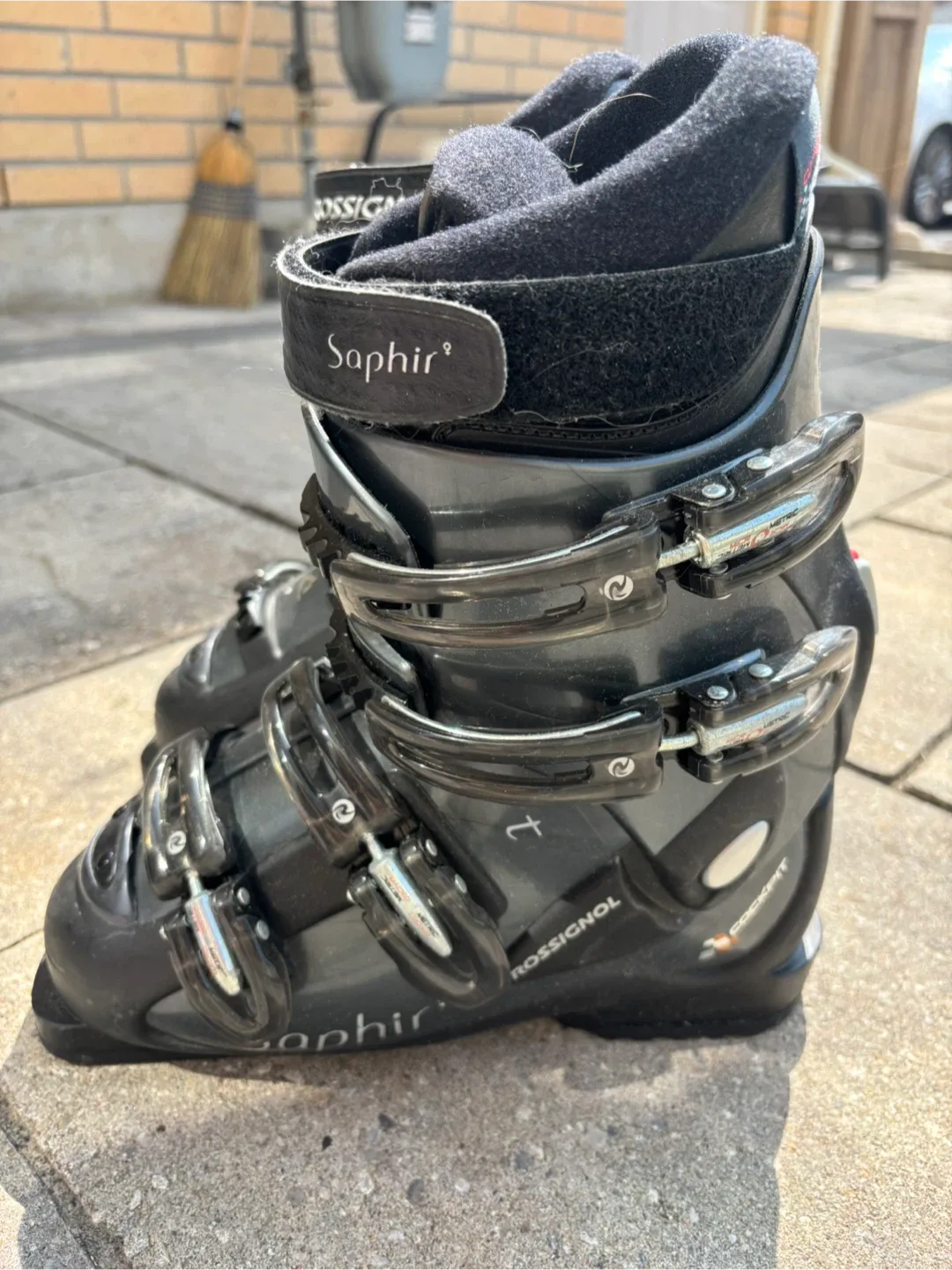 Unused Rossignol Saphir Ski Boots for Women image indicator(2)