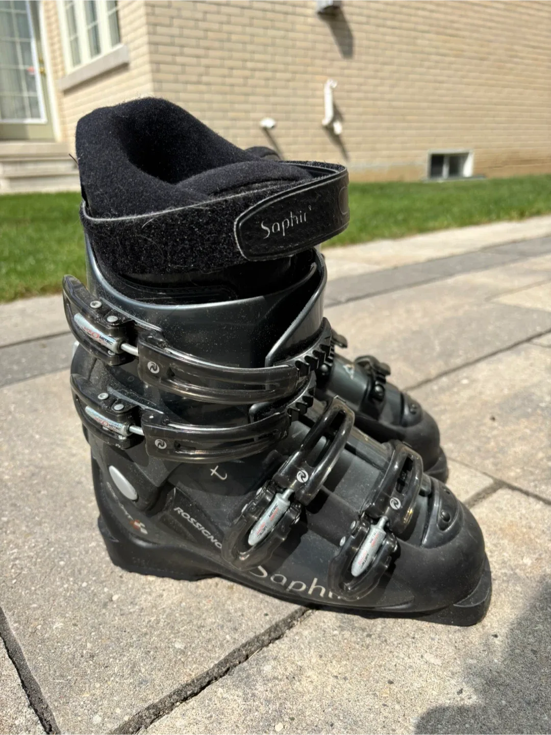 Unused Rossignol Saphir Ski Boots for Women image indicator(3)