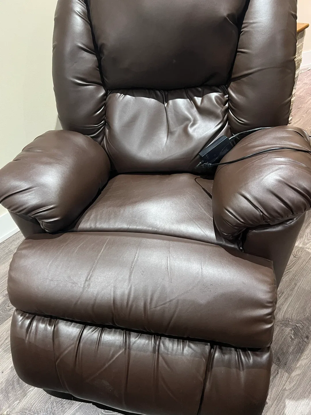 Brown Leather Recliner Chair image indicator(2)